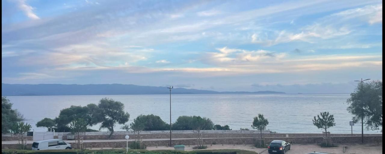 Superbe Pieds Dans L Eau Ajaccio Face A La Mer Plage De Sable Fin Route Des Iles Des Sanguinaires المظهر الخارجي الصورة
